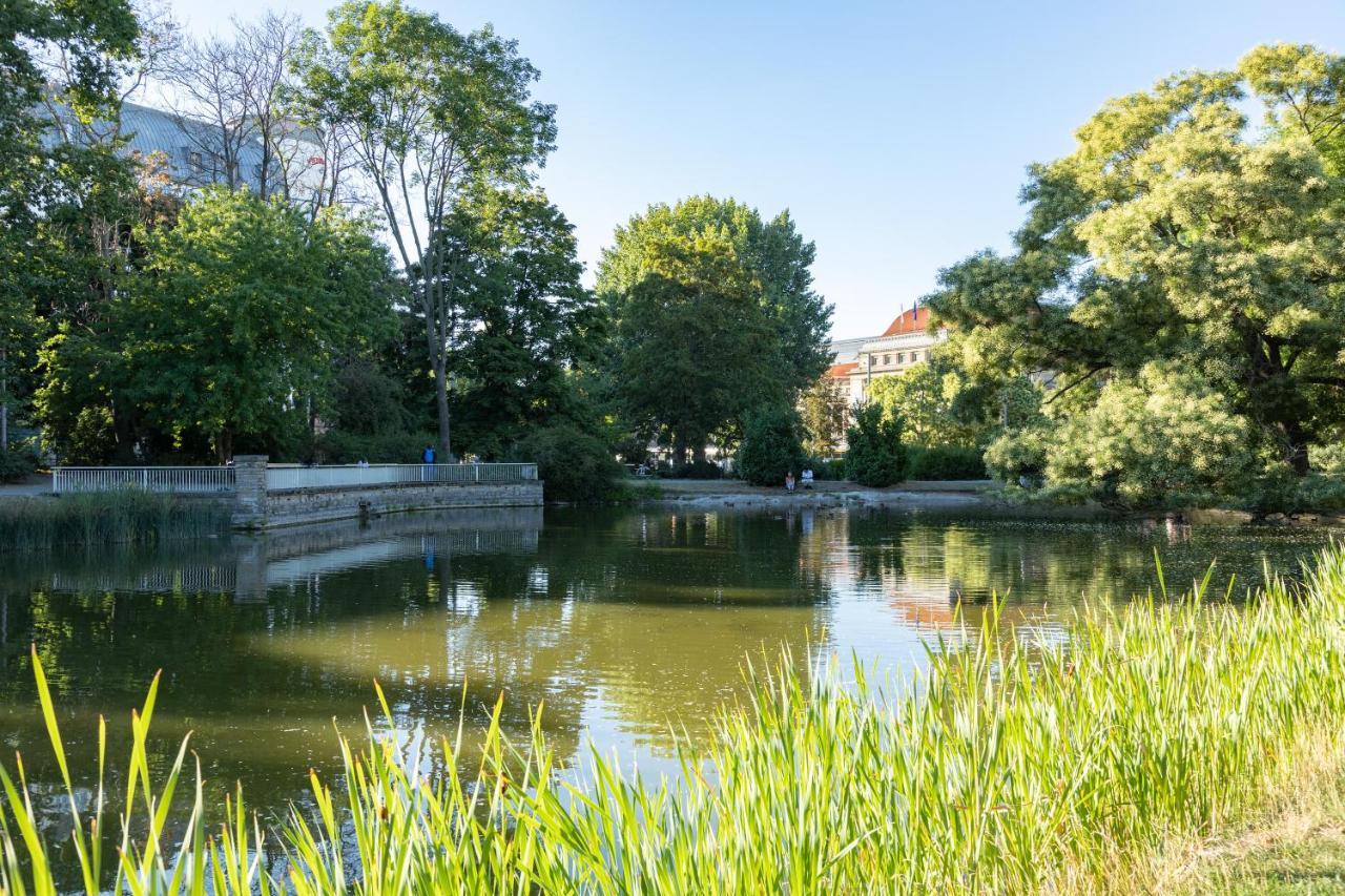 Apartment Direkt Im Zentrum Fuer Bis Zu 6 Personen Bahnhofsnah Leipzig Exterior foto